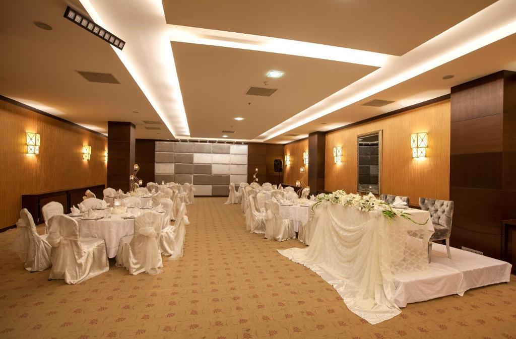Safir Hotel Gaziantep Extérieur photo